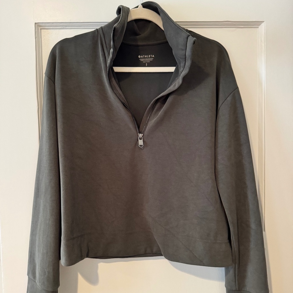 Athleta Small Seasoft Quarter 1/4 Zip, Aspen Olive Green Soft